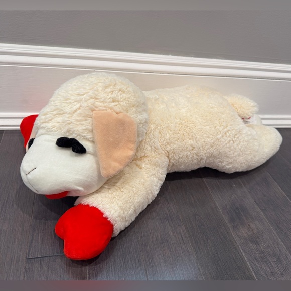 NWOT Dreamworks Cream Plush Lamb Chop Pet Dog Toy - Picture 1 of 5
